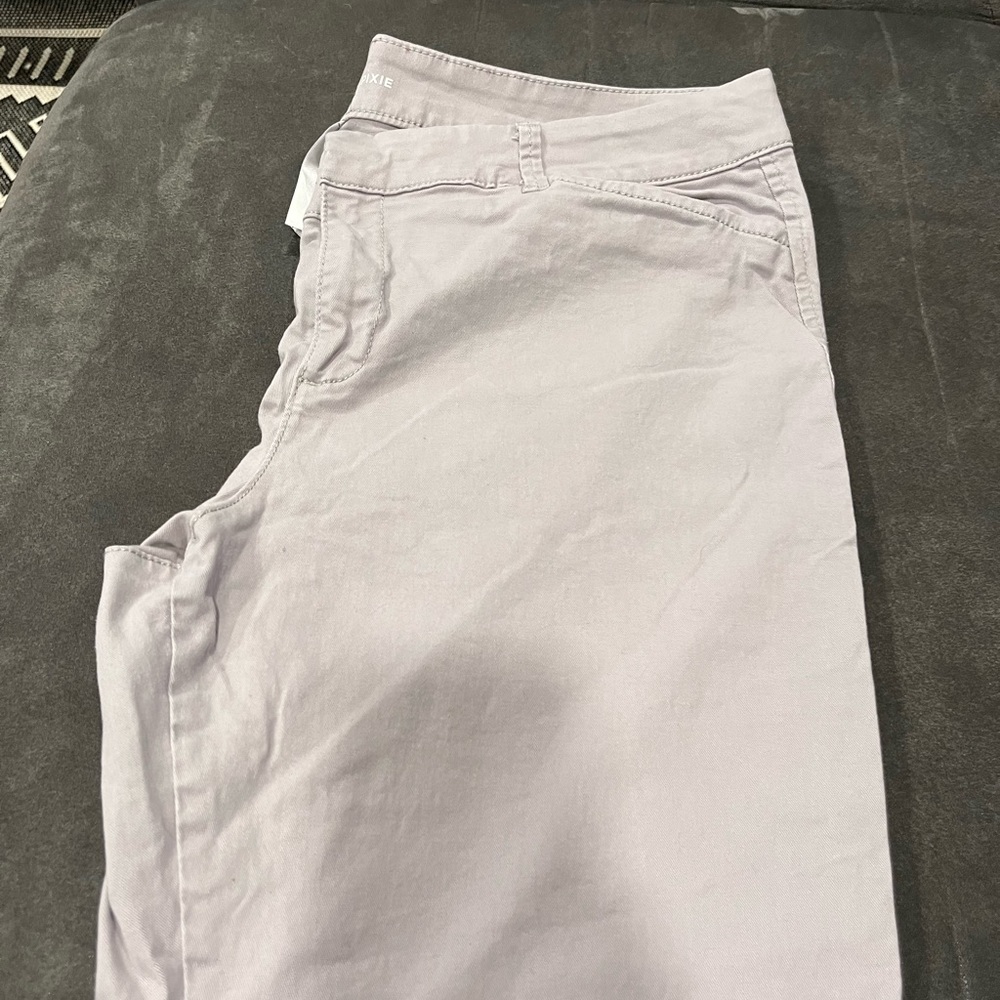 Old navy gray crop pants size 12 Regular